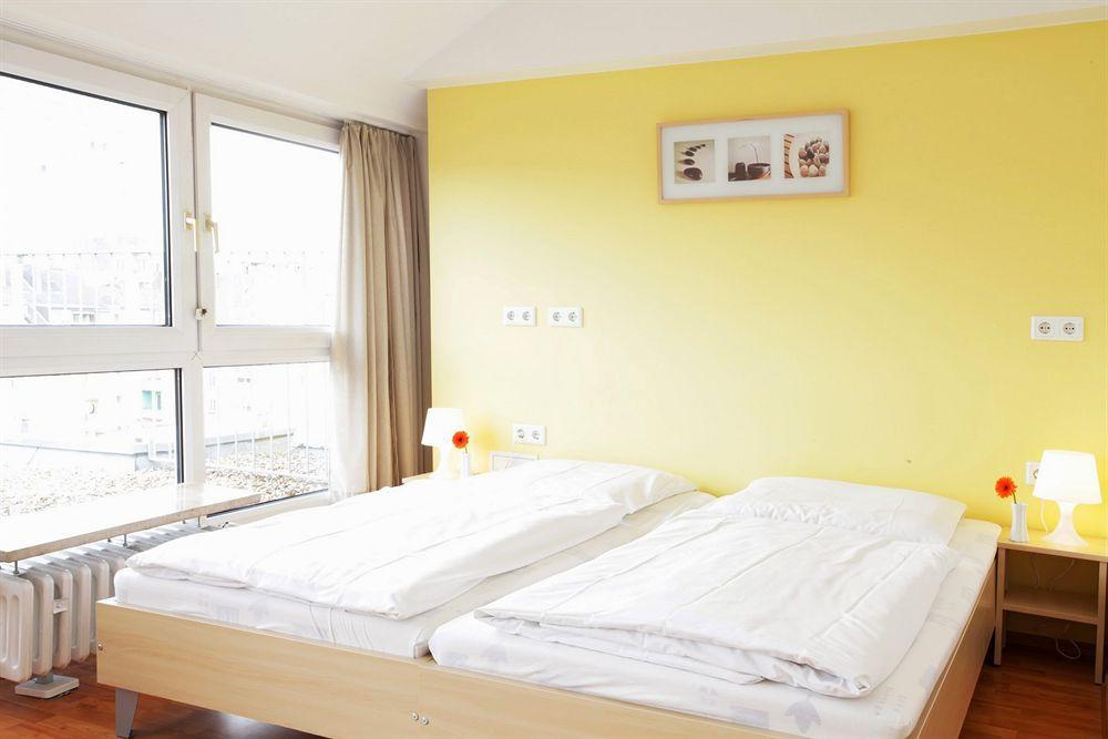 Hotel A&o Hauptbahnhof 2*